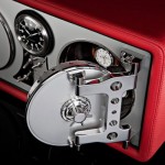 Dottling's Colosimo Double Wing watch safe