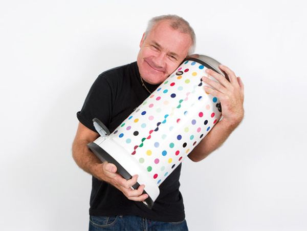 Damien Hirst creates cool limited edition dotted Vipp bin