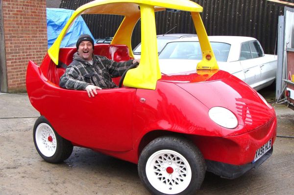Mechanic builds full-sized replica of classic kid’s toy car