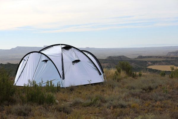 Siesta 4 Tent reflects sunlight and heat to keep interior cool even in summer