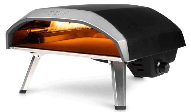 Ooni Koda 16: A portable gas-powered outdoor pizza oven